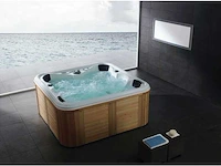 Jacuzzi en buitenspa - vonato - tovario - 6 persoons met 1 ligplaats