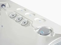 Jacuzzi en buitenspa - vonato - vantica - vrijstaand 5 persoons bad - afbeelding 6 van  10
