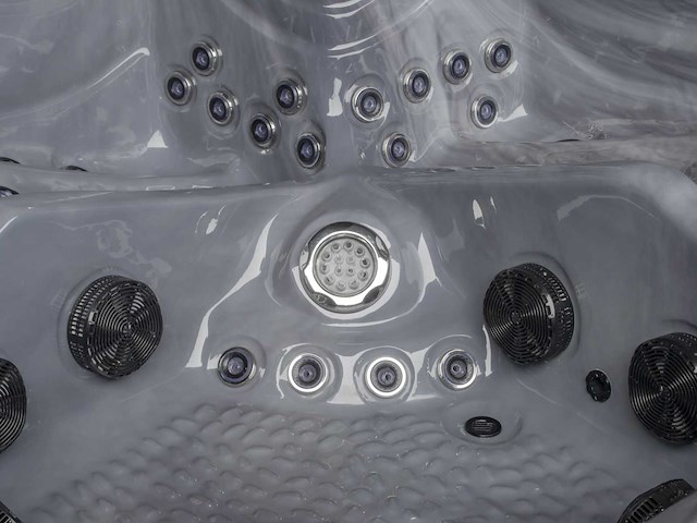 Jacuzzi en buitenspa - vonato - vistano - vrijstaand 5 persoons bad - afbeelding 3 van  62