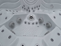 Jacuzzi en buitenspa - vonato - vistano - vrijstaand 5 persoons bad - afbeelding 11 van  62