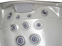 Jacuzzi en buitenspa - vonato - vistano - vrijstaand 5 persoons bad - afbeelding 39 van  62