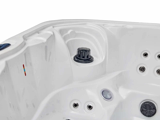 Jacuzzi en buitenspa - vonato - vrijstaand - afbeelding 2 van  12