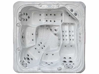 Jacuzzi en buitenspa - vonato - zorenta - vrijstaand 5 persoons bad - afbeelding 1 van  14