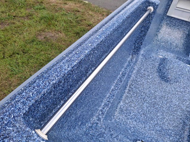 Jacuzzi en buitenspa - afbeelding 15 van  28