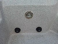Jacuzzi en buitenspa - afbeelding 22 van  31