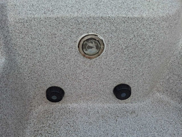 Jacuzzi en buitenspa - afbeelding 29 van  31