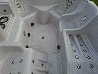 Jacuzzi en buitenspa - afbeelding 30 van  31