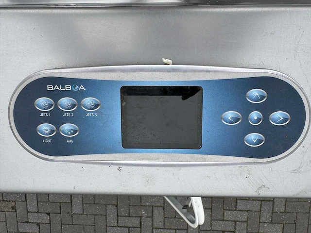 Jacuzzi / zwemspa en buitenspa - afbeelding 18 van  34