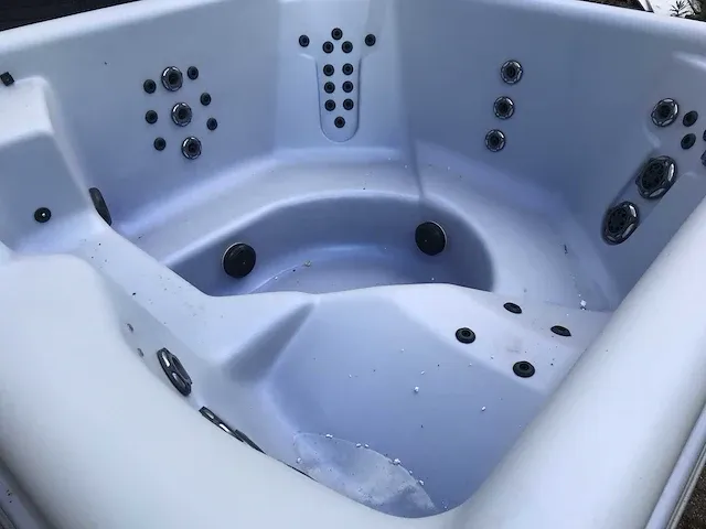 Jacuzzi - afbeelding 3 van  8