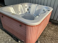 Jacuzzi - afbeelding 12 van  13