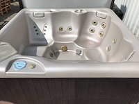 Jacuzzi - afbeelding 1 van  5