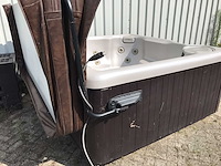 Jacuzzi - afbeelding 4 van  5