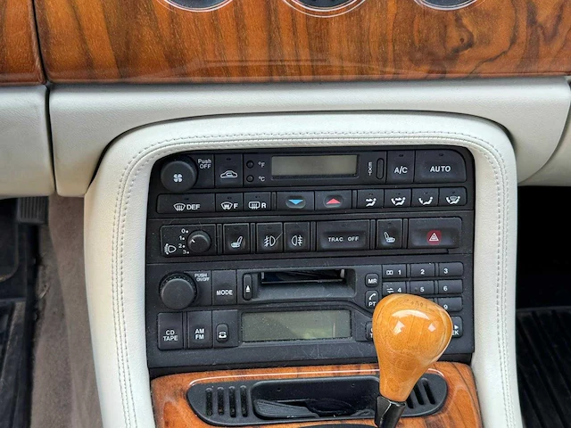 Jaguar - 1998 - xkr - 4.0 v8 coupé - tn-nx-35 - afbeelding 7 van  26