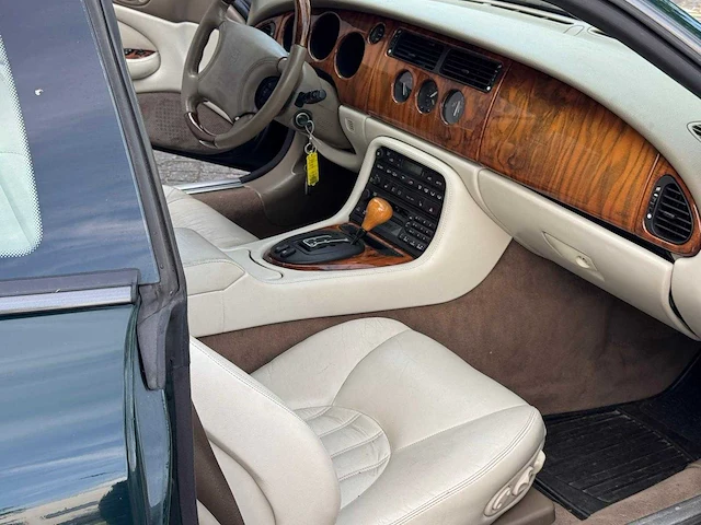 Jaguar - 1998 - xkr - 4.0 v8 coupé - tn-nx-35 - afbeelding 16 van  26