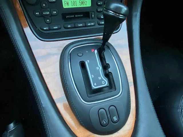 Jaguar - 2000 - xj - 3.2 v8 executive - 99-fx-fs - afbeelding 5 van  19