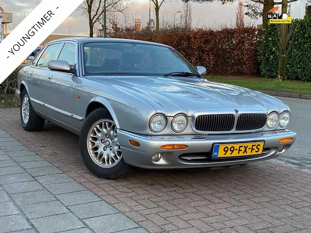 Jaguar - 2000 - xj - 3.2 v8 executive - 99-fx-fs - afbeelding 12 van  19