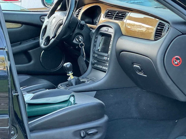 Jaguar - 2002 - x-type - 2.5 v6 executive - 28-jt-kd - afbeelding 5 van  13