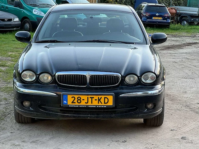 Jaguar - 2002 - x-type - 2.5 v6 executive - 28-jt-kd - afbeelding 6 van  13