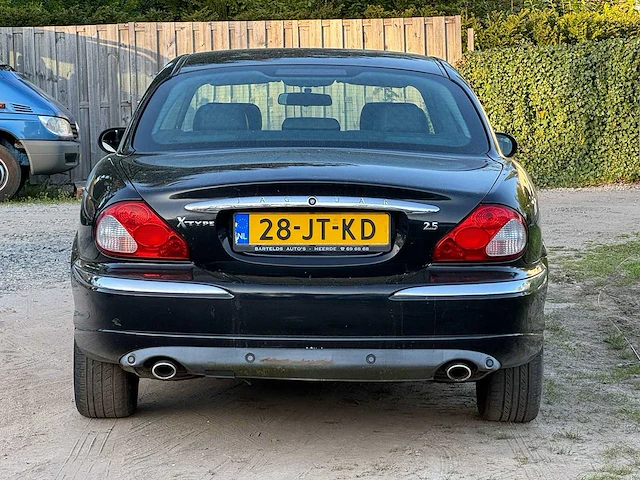 Jaguar - 2002 - x-type - 2.5 v6 executive - 28-jt-kd - afbeelding 9 van  13