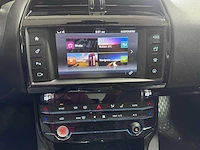 Jaguar - 2017 - xe - 2.0t automaat - us papers - afbeelding 9 van  26