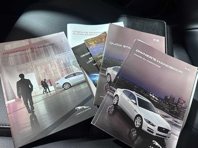 Jaguar - 2017 - xe - 2.0t automaat - us papers - afbeelding 17 van  26