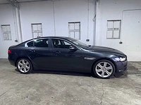 Jaguar - 2017 - xe - 2.0t automaat - us papers - afbeelding 23 van  26