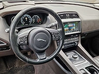 Jaguar - f-pace - 2.0 portf. awd 20d - nf-923-l - 2016 - afbeelding 2 van  21
