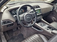 Jaguar - f-pace - 2.0 portf. awd 20d - nf-923-l - 2016 - afbeelding 21 van  21