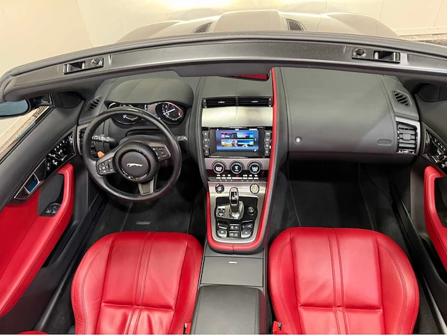 Jaguar - f-type - cabriolet - 3.0 v6 - personenauto - 2016 - afbeelding 16 van  39