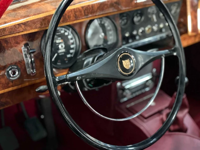 Jaguar - mk 2 - oldtimer - 1966 - afbeelding 15 van  42