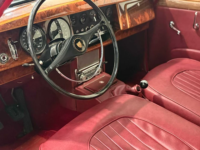 Jaguar - mk 2 - oldtimer - 1966 - afbeelding 28 van  42