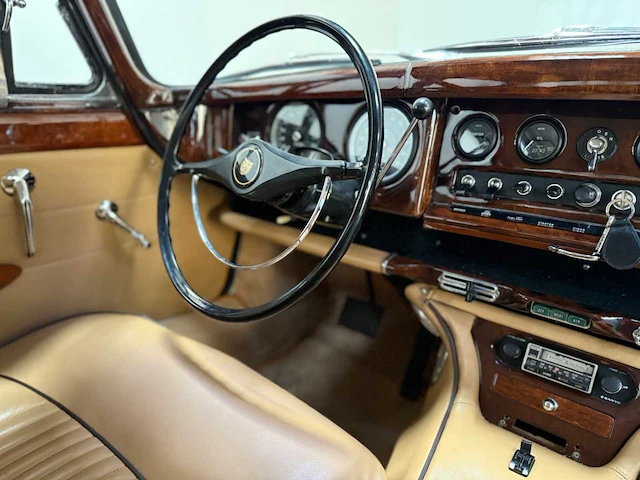 Jaguar - mk x - 4.2 - oldtimer - 1966 - afbeelding 8 van  38