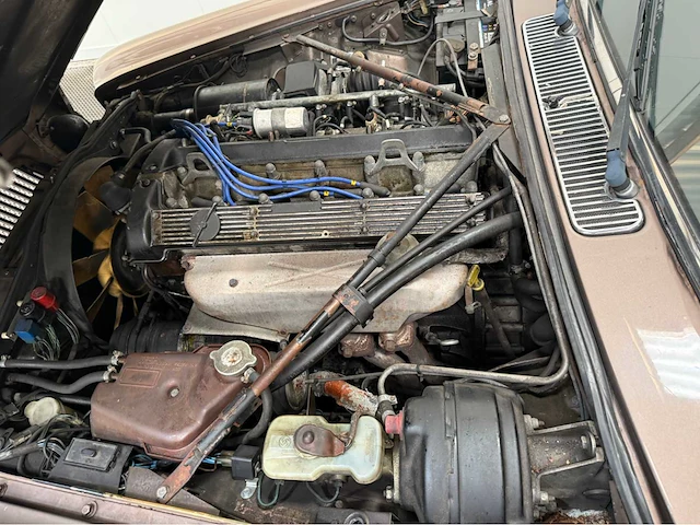 Jaguar - sovereign - xj 6 4.2 - serie 3 - oldtimer - 1983 - afbeelding 10 van  28