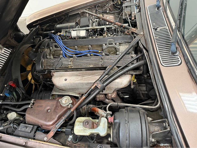 Jaguar - sovereign - xj 6 4.2 - serie 3 - oldtimer - 1983 - afbeelding 10 van  28