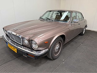 Jaguar - sovereign - xj 6 4.2 - serie 3 - oldtimer - 1983 - afbeelding 1 van  28