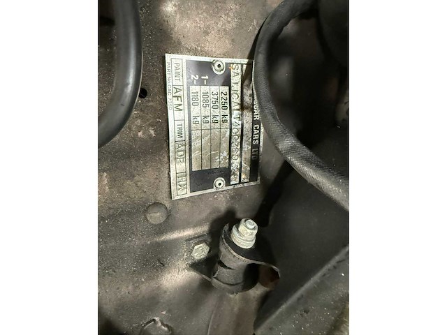 Jaguar - sovereign - xj 6 4.2 - serie 3 - oldtimer - 1983 - afbeelding 13 van  28