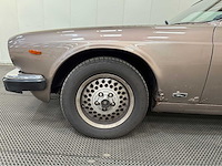 Jaguar - sovereign - xj 6 4.2 - serie 3 - oldtimer - 1983 - afbeelding 18 van  28