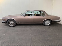 Jaguar - sovereign - xj 6 4.2 - serie 3 - oldtimer - 1983 - afbeelding 12 van  28