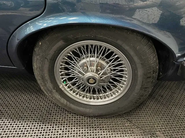 Jaguar - xj - 5.3 v12 he - oldtimer - 1980 - afbeelding 25 van  32