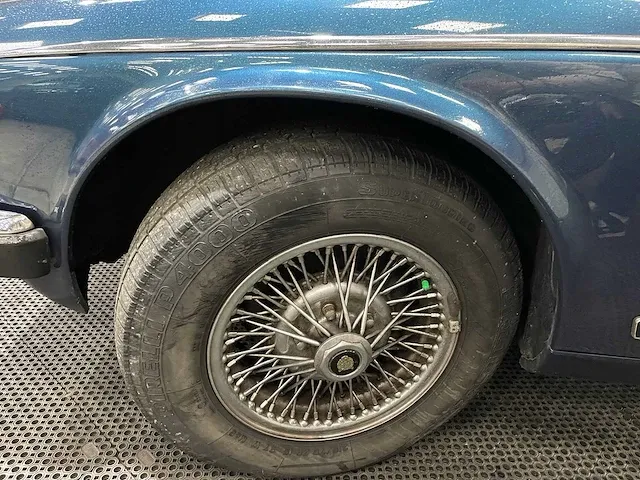 Jaguar - xj - 5.3 v12 he - oldtimer - 1980 - afbeelding 26 van  32