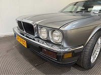Jaguar - xj - v12 - oldtimer - 1993 - afbeelding 26 van  31