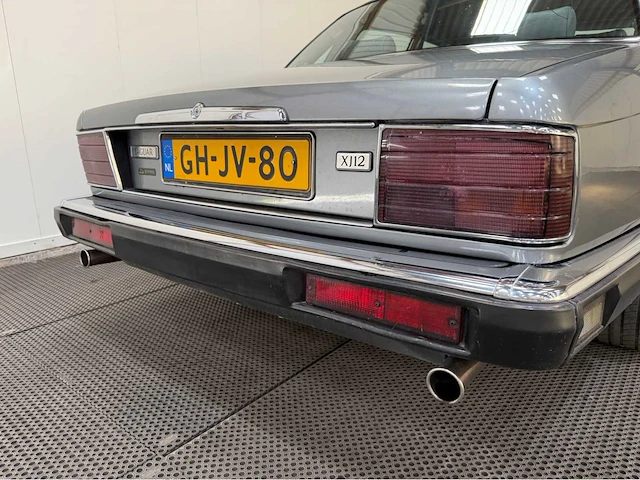 Jaguar - xj - v12 - oldtimer - 1993 - afbeelding 30 van  31