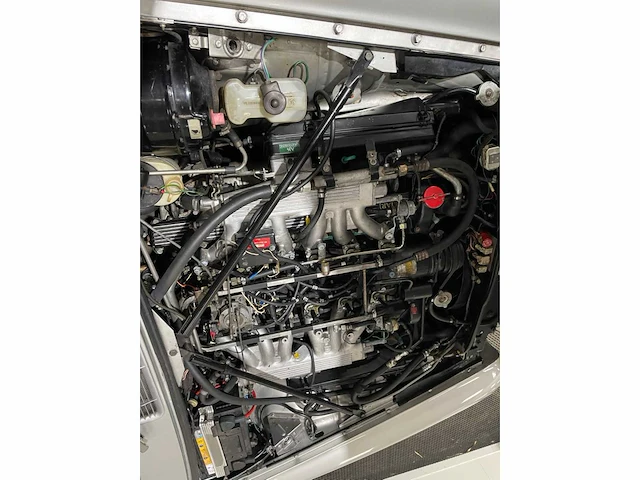 Jaguar - xj 12c - 5.3 v12 - coupe - oldtimer - 1976 - afbeelding 22 van  39