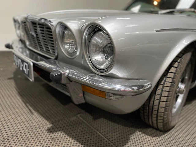 Jaguar - xj 12c - 5.3 v12 - coupe - oldtimer - 1976 - afbeelding 34 van  39
