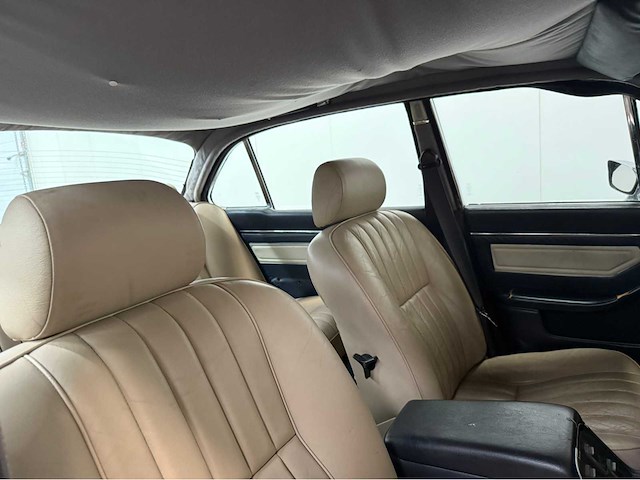 Jaguar - xj 6 - 4.2 l series 2 automatic - longdoor - oldtimer - 1977 - afbeelding 8 van  28