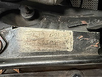 Jaguar - xj 6 - 4.2 l series 2 automatic - longdoor - oldtimer - 1977 - afbeelding 14 van  28