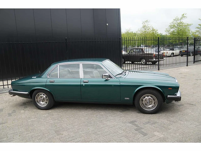 Jaguar - xj4.2 5-speed (1984) - afbeelding 4 van  55
