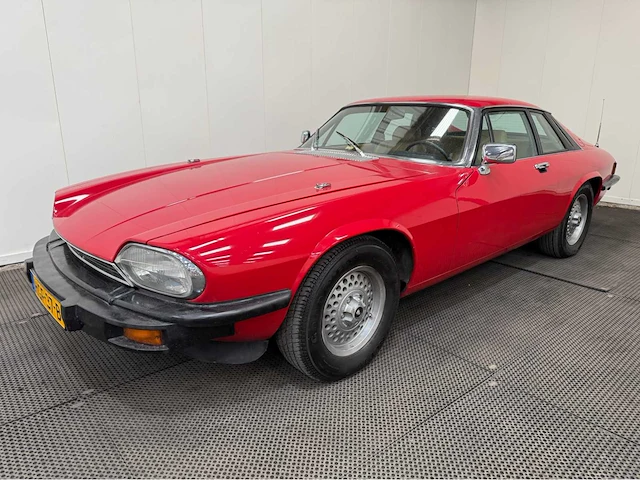Jaguar - xjs - oldtimer - 1979 - afbeelding 1 van  35