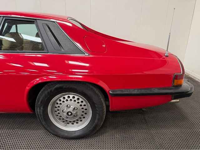 Jaguar - xjs - oldtimer - 1979 - afbeelding 26 van  35