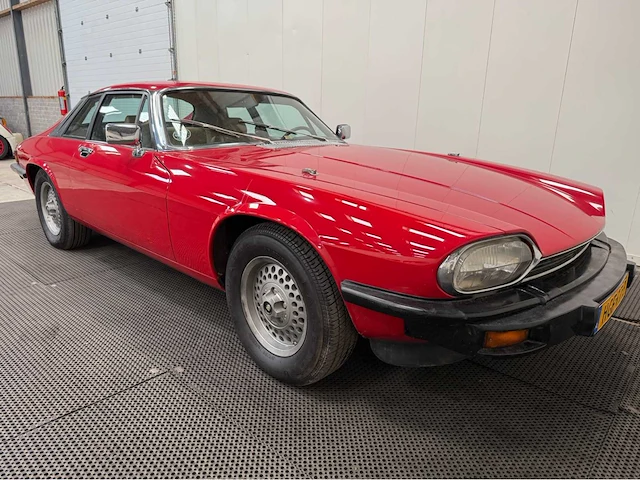 Jaguar - xjs - oldtimer - 1979 - afbeelding 33 van  35